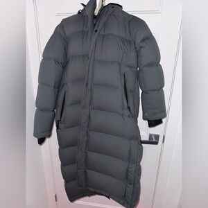 Aritzia super puff size small (old version)